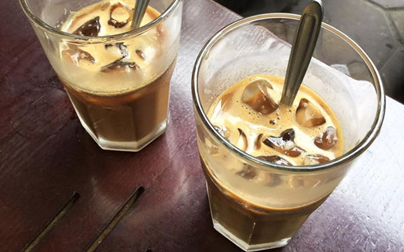 Khoảng Lặng Cafe