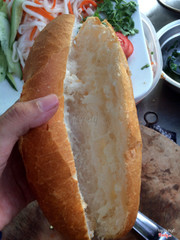 Bánh mì hấp dẫn ha.