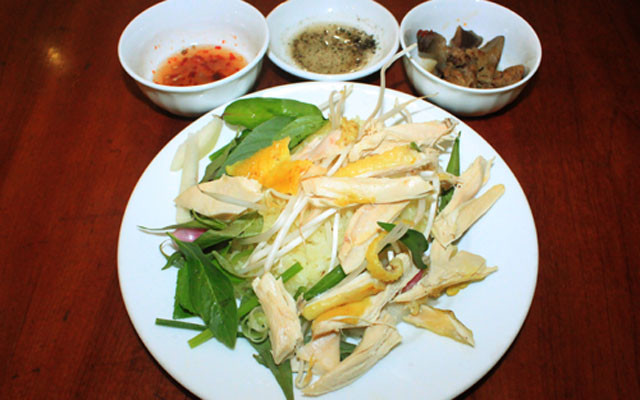 Cơm Gà Bà Luận - Phan Chu Trinh