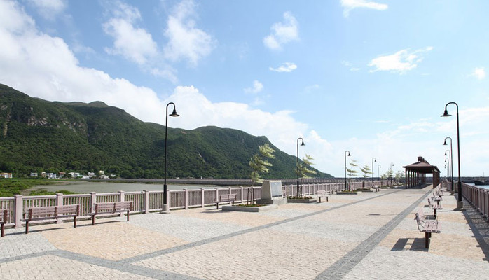 Tai O Promenade