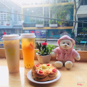 Không gian bên cửa sổ