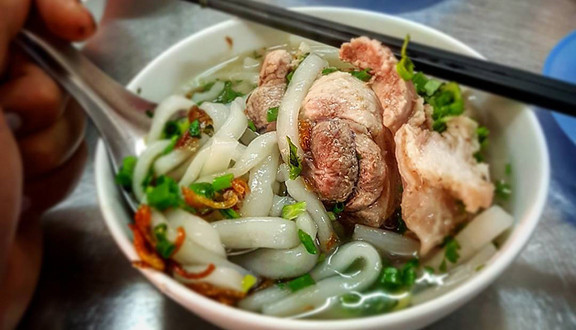 Bánh Canh Cá Lóc & Giò Heo