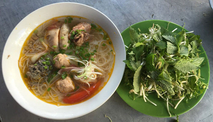 Bún Riêu & Mì Quảng - Xương Huân