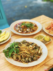 Ốc cà na xào sa tế