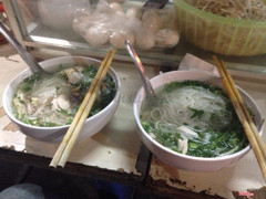 2 phở gà  50.000₫