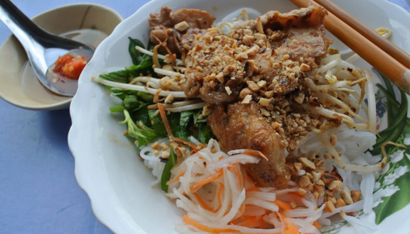 Bún Thịt Xào Miền Tây - Tôn Thất Đạm