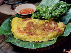 Bánh xèo hải sản