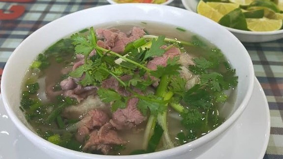 Phở Ly - 571 Phan Đình Phùng