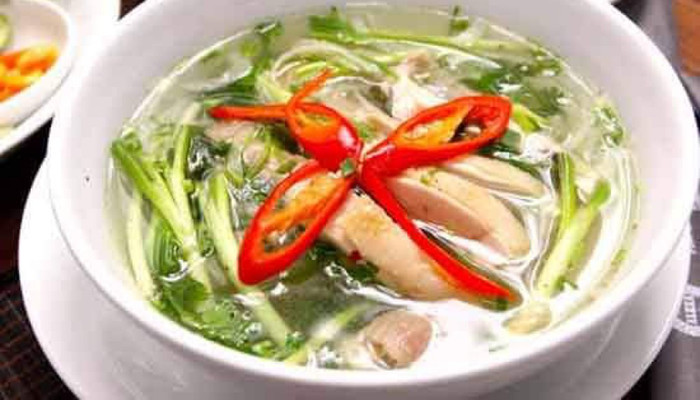 Cơm Gà Tam Kỳ Bà Xã - Nguyễn Xí