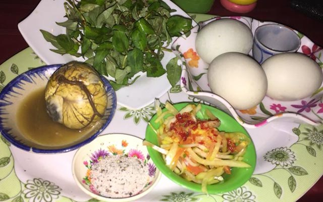 Trứng Vịt Lộn - Nguyễn Duy Hiệu