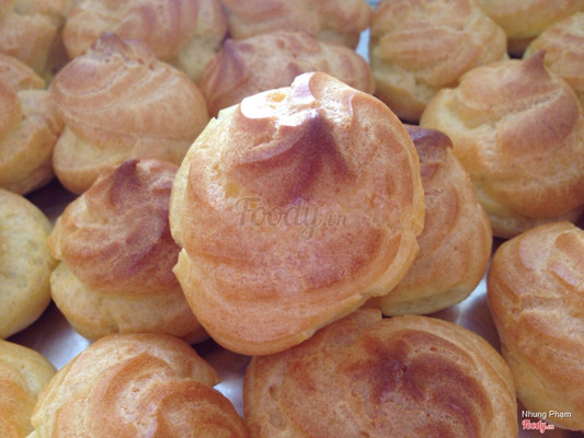 Choux kem trứng