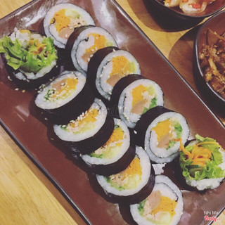 Kimbap cá ngừ tuyệt lắm nha ^^