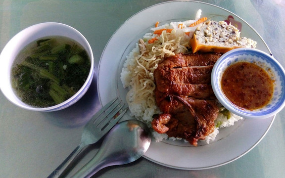 Cơm Tấm 390