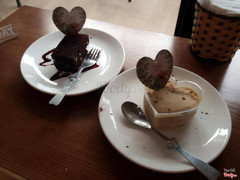 Bánh tiramisu và bánh