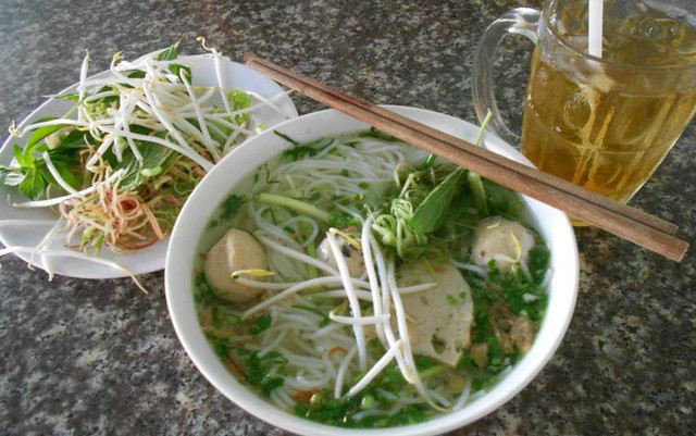 Bún & Miến Các Loại - Trần Hưng Đạo