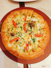 Pizza tôm sốt bơ tỏi