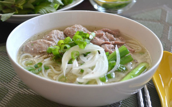 Gia Nhi - Cơm, Phở & Hủ Tiếu