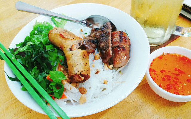 Bún Thịt Nướng