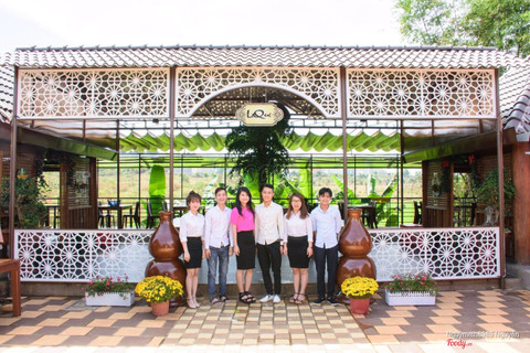 Không gian đẹp. Mát mẻ. Thích hợp cho những cuộc gặp gỡ bạn bè, đối tác làm ăn. Tiệc sinh nhật bạn bè, gia đình.
