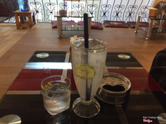 Đê đây và ko nói gì 