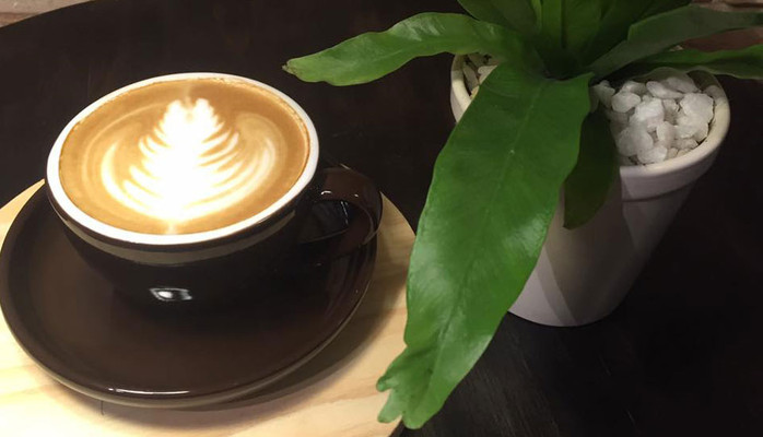 Cafe & Nước Ép - Phạm Văn Đồng