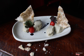 Smoked eggplant with rice crackers