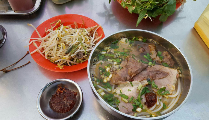 Bún Bò Huế Sơn Quán