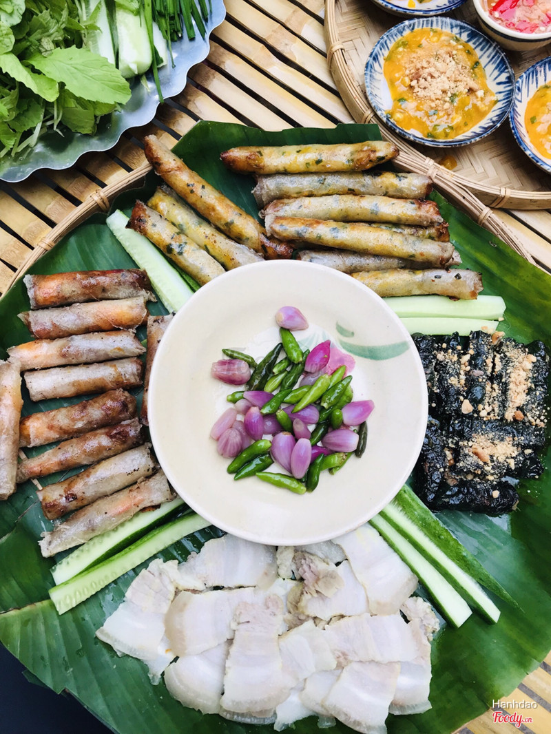 Ram bắp, Chả ram tôm, bò lá lốt, thịt luộc