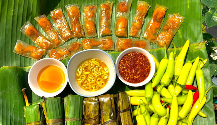 Bếp O Nga - Bánh Lọc Gói & Ít Trần - Phạm Văn Hai