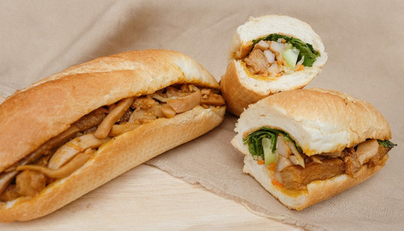 Tự Châu Veggie - Bánh Mì Sốt Nấm Chay - Nguyễn Biểu