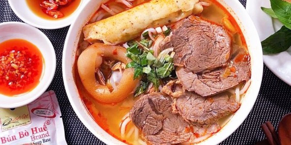 Bún Bò Huế Ruốc - 22 Tuyên Quang