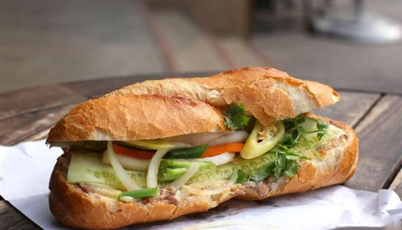 Bánh Mì Du Mục - Lạc Long Quân