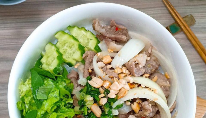 Cô Trang - Bún Thịt Xào & Bánh Hỏi