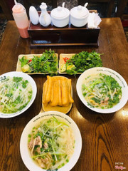 Setup quán sang, sạch. Phở Ngon, quẩy ngon đặc biệt