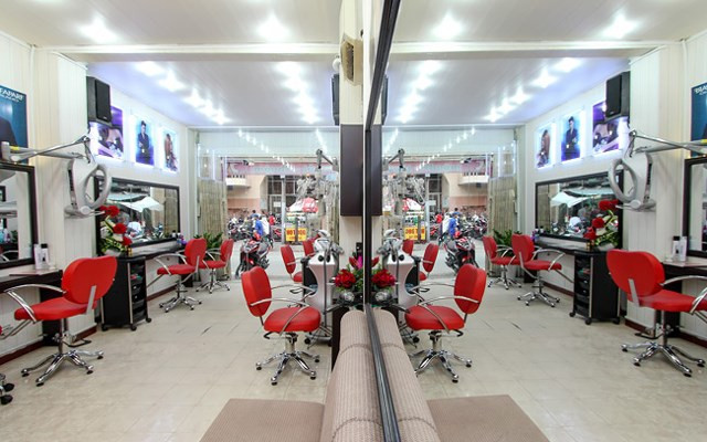 Quý MyMy Salon - Bàn Cờ