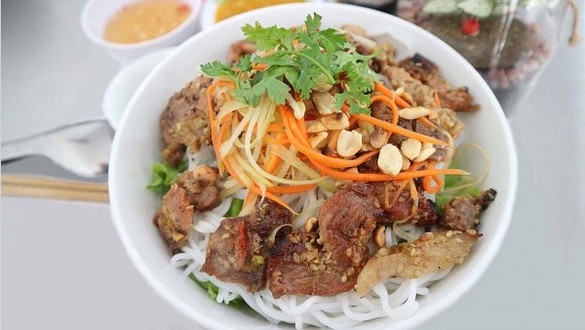 Bún Thịt Nướng Gia Nghi