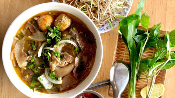 Sông Hương - Bún Bò Huế