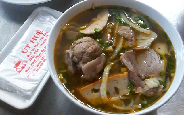 Út Huệ - Bún Bò & Bánh Canh - Đỗ Quang Đẩu