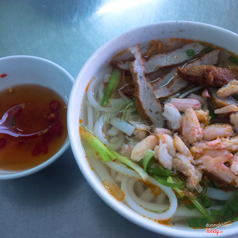 Bánh canh chả cua