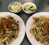 Cơm rang cua 55k/đĩa. Chả cua 12k