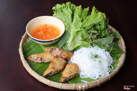 Bún chả giỏ