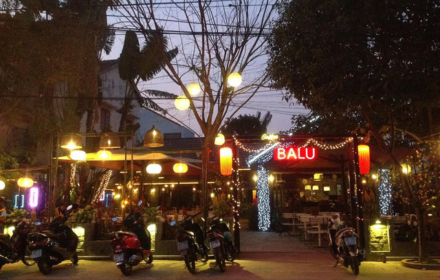 Ba Lu Cafe - Nguyễn Huy Hiệu