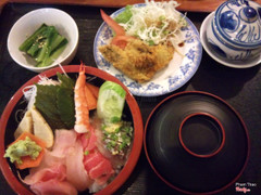 set lunch có sashimi