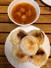 Bánh căn trứng gà