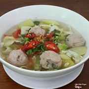 Canh chua chả cá.