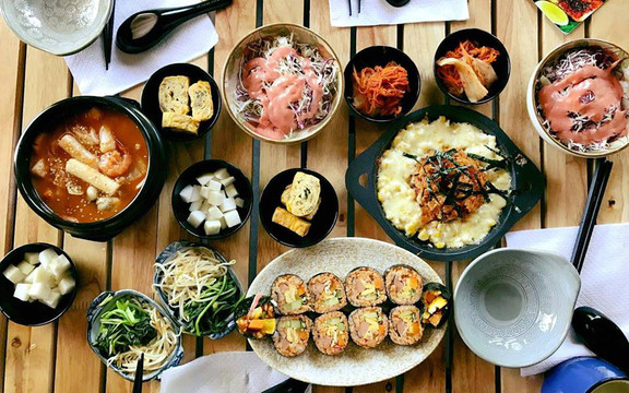 Chicfarm Korean Restaurant - Món Hàn