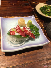 Tako sashimi 