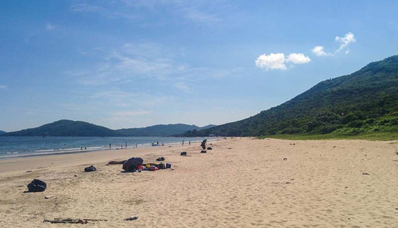 Upper Cheung Sha Beach