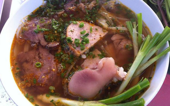 Bún Bò Huế Đúng Điệu