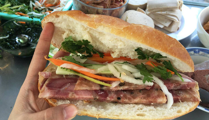 Bánh Mì Pate PM